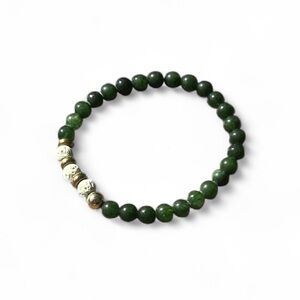 Green and Cream Beaded Bracelet